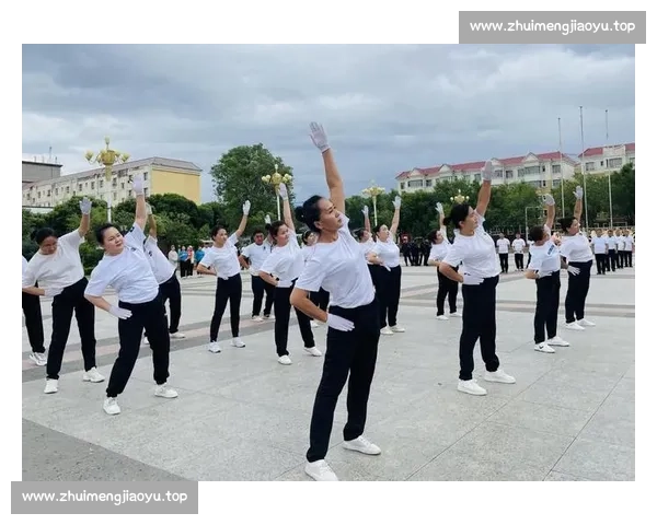 聚焦体操比赛全景展现竞技魅力与青春拼搏精神风采时代舞台上的